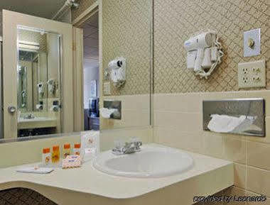 The Niagara Inn Niagara Falls Extérieur photo